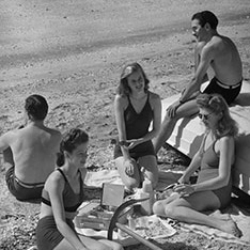 Aboutatthebeach -fromakllibraries
