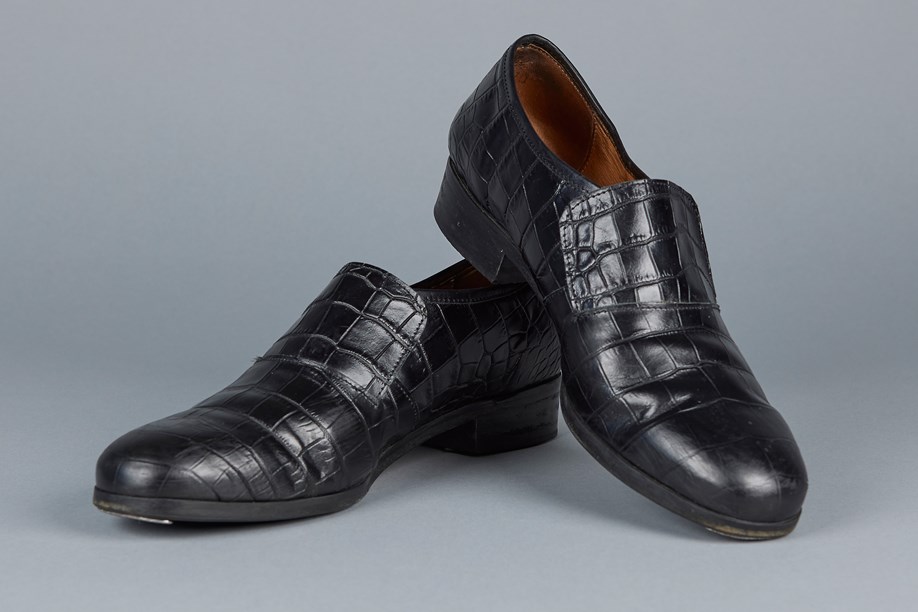 Minnie Cooper black crocodile printed leather loafer shoes, 2010s image item